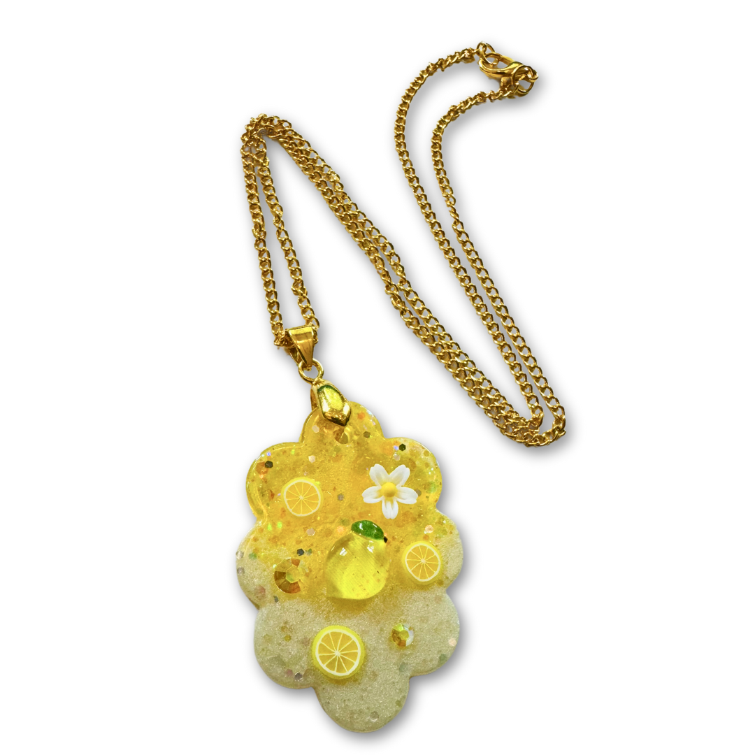 ♡ Lemonade Pendant | Scalloped ♡